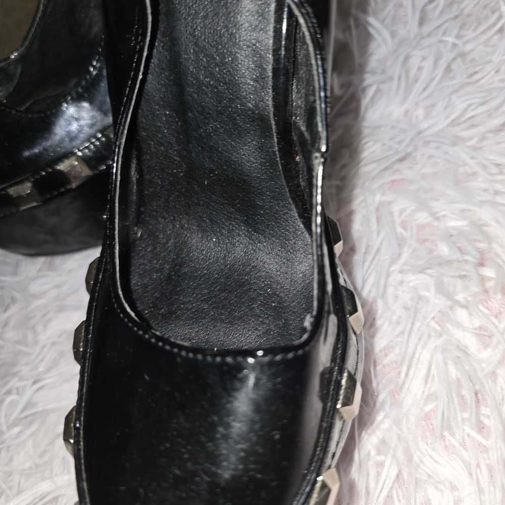 Black Leather Show Story Stelettiots Chic Black Heels with Stud Accents - Picture 5 of 11